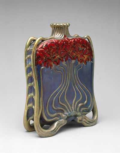 Fles, 1890-1900 door Vilmos Zsolnay